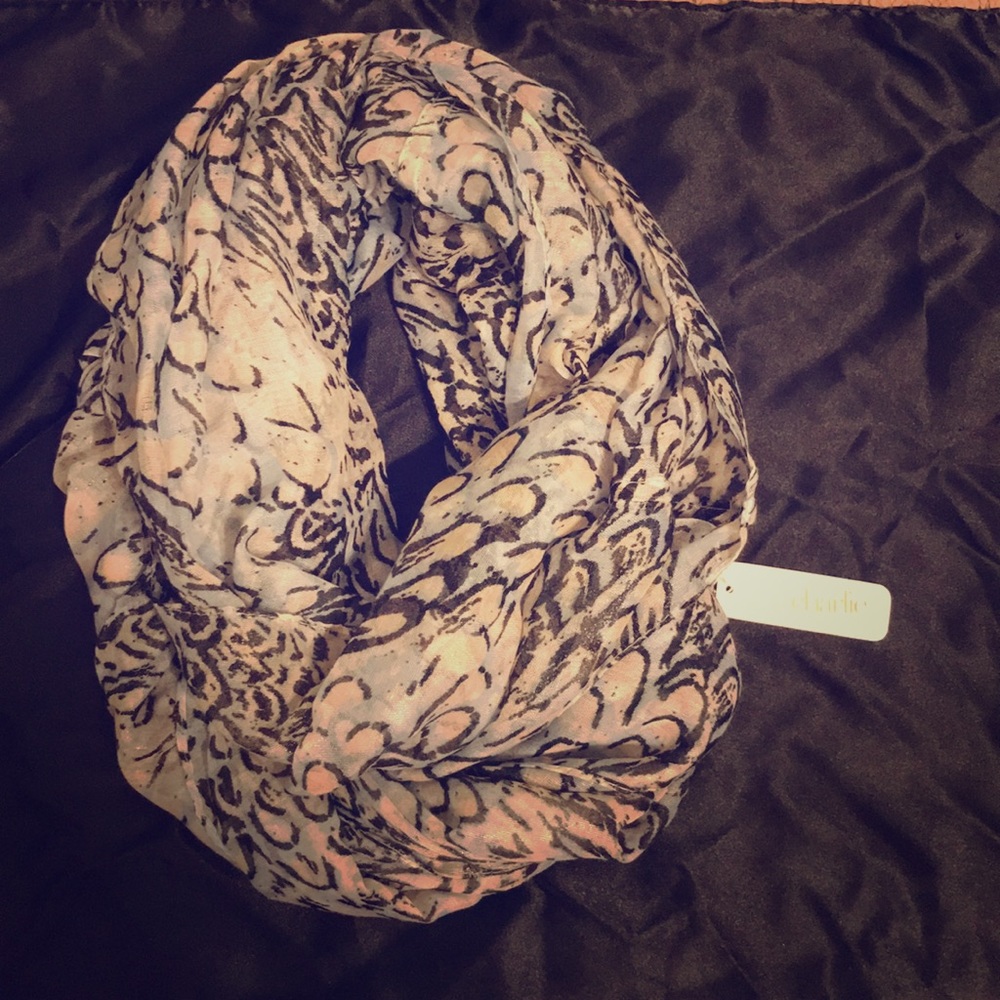 Charming Charlie Scarf!